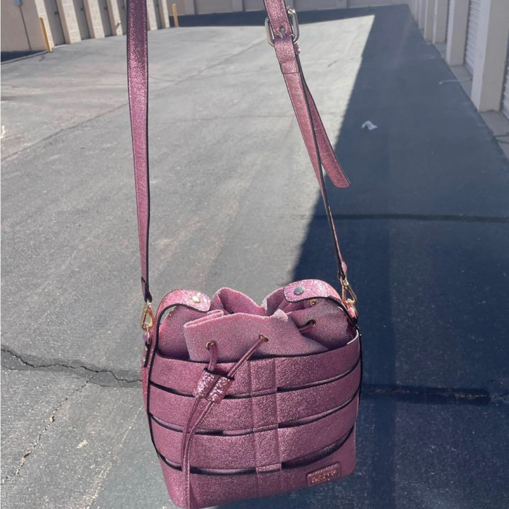 Bucket purse never worn